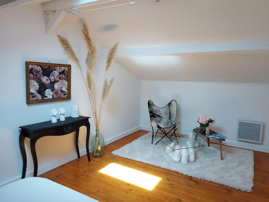 Appartement Proche Aeroport & Indret Bouguenais Εξωτερικό φωτογραφία